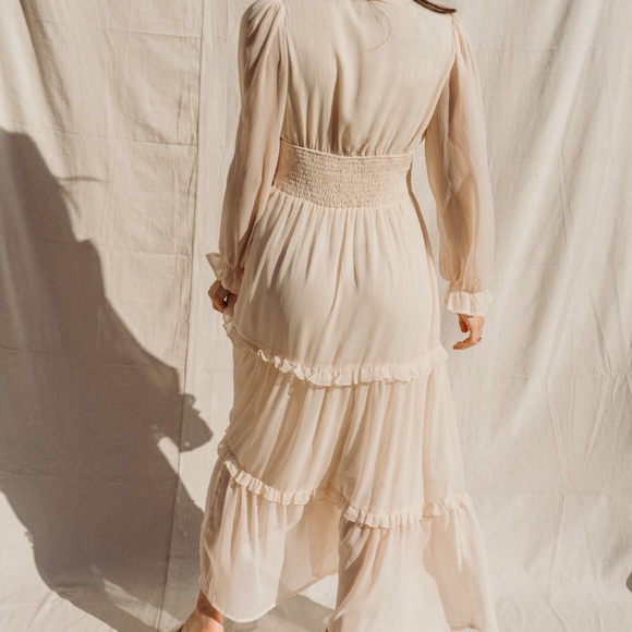 Metallic Dress. - Picture 2 of 7